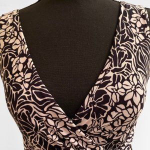 Daisy Fuentes Black and White Floral Pattern V-Neck Belted Bodice Dress